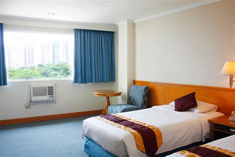 The Aloha Hotel, Manila .